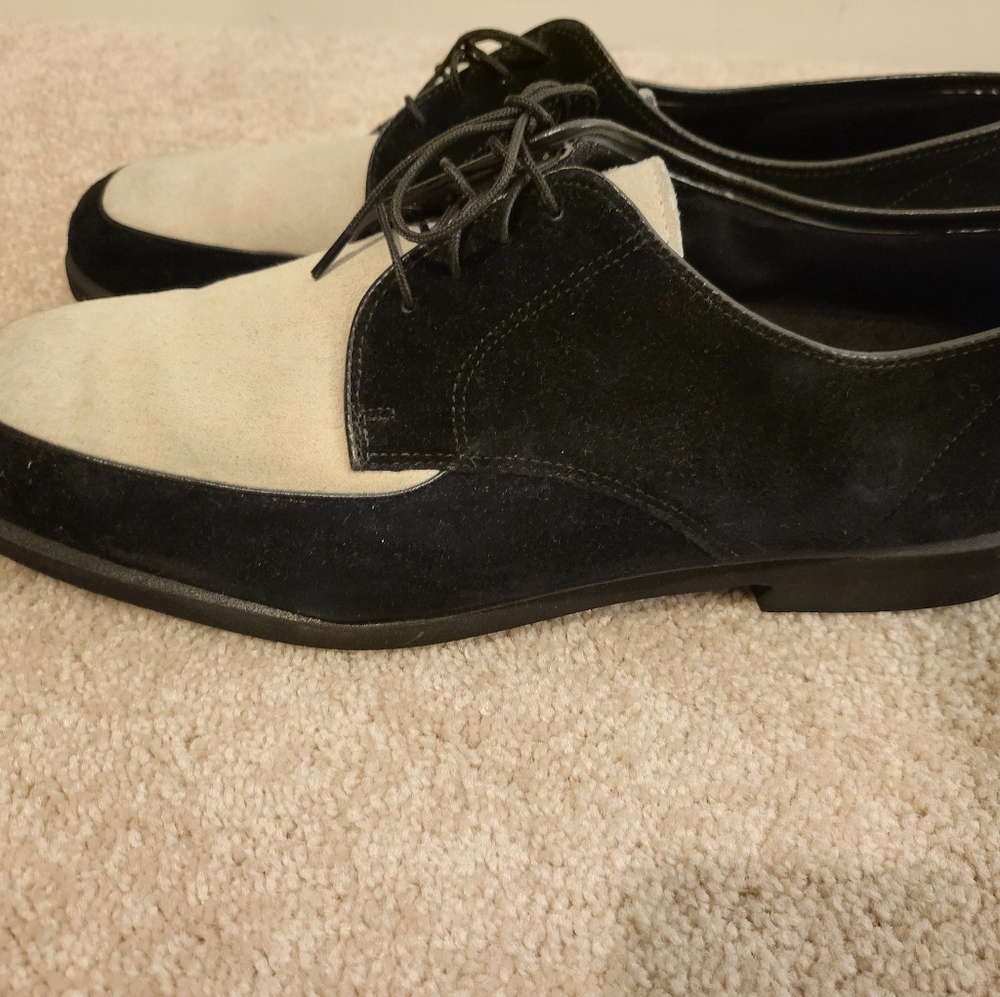 Men Suede Two-Tone Hush Puppies size 13